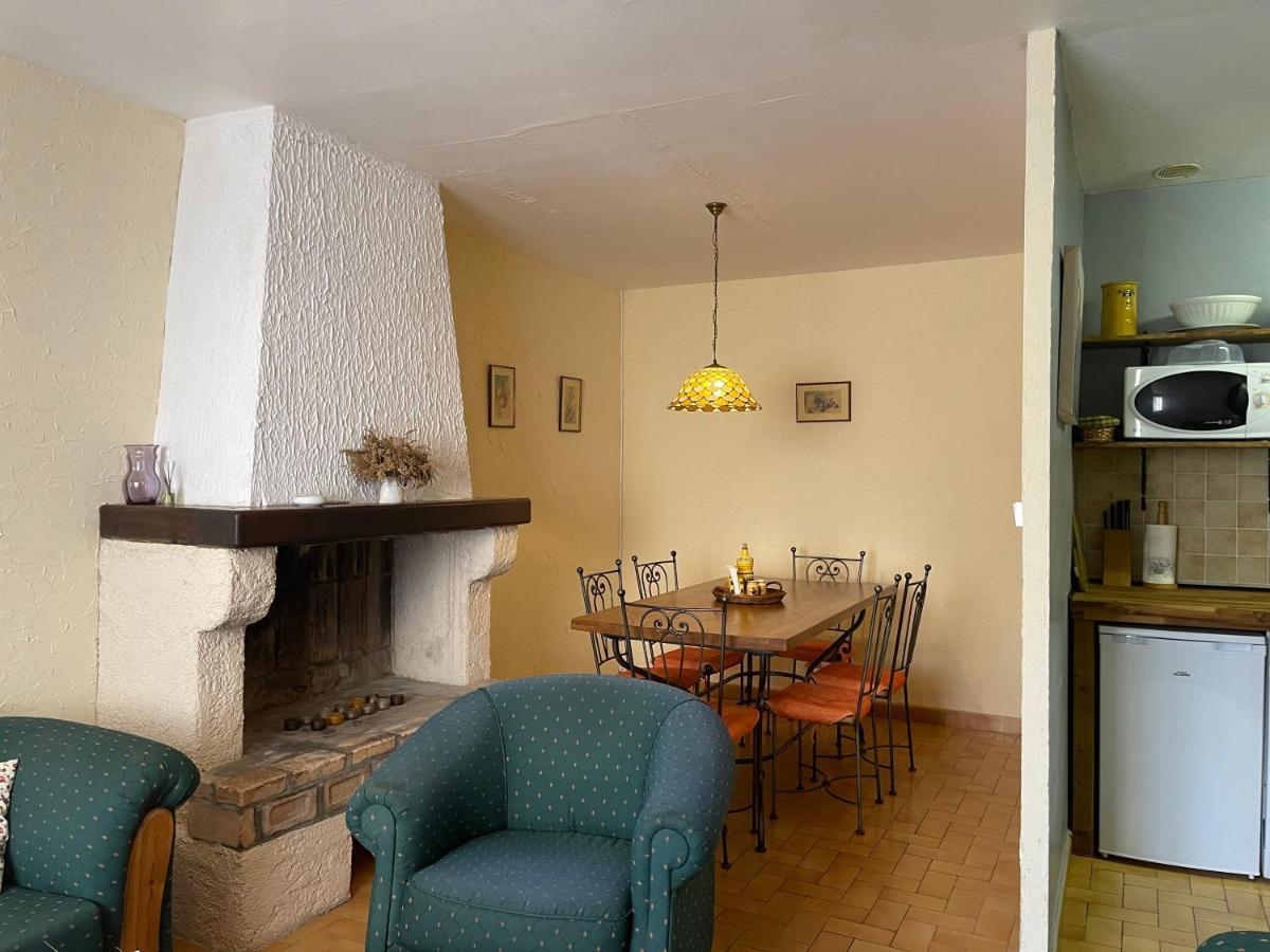 Apartmán Montagne D'Alaric Moux Exteriér fotografie